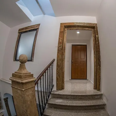 Апартаменты Palazzo Del Principe Кастель-ди-Сангро