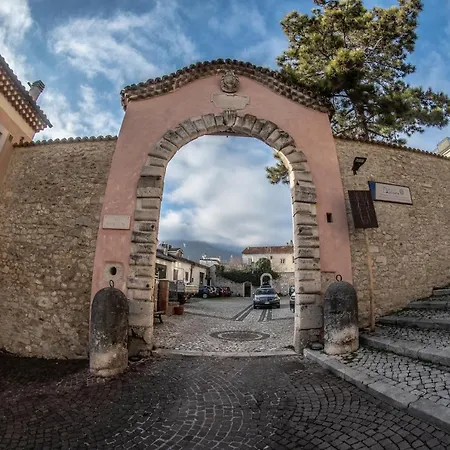 Lejlighed Palazzo Del Principe Castel Di Sangro
